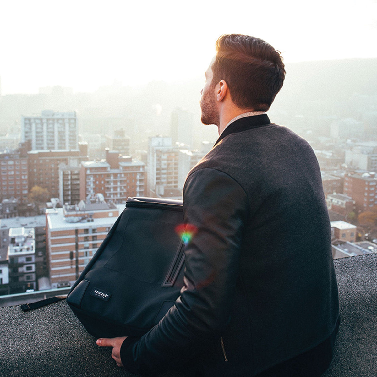 AMSTERDAM CARBON BACKPACK 20L by VENQUE